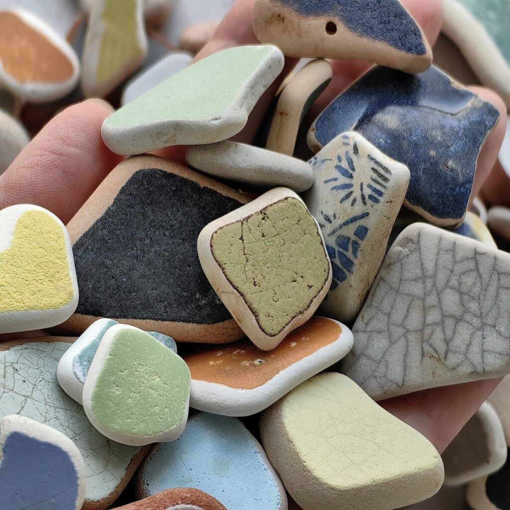 Smoothed Sea Ceramics: Perfect Element for Crafting