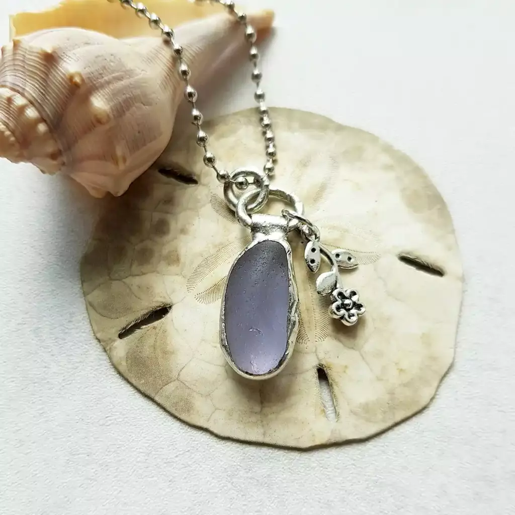 Minimalist grey sea glass necklace with flower charm - Japan sea glass