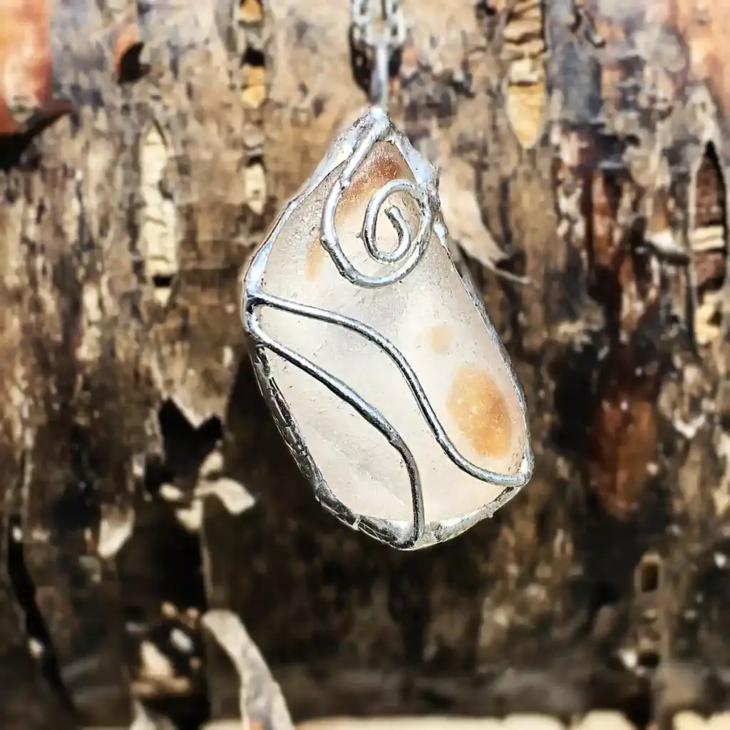Romantic Sea Glass Pendant Necklace - Japan Sea glass
