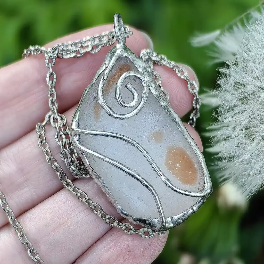 Romantic Sea Glass Necklace - Japan Sea glass
