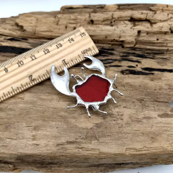 Red sea glass crab creature - Japan Sea glass