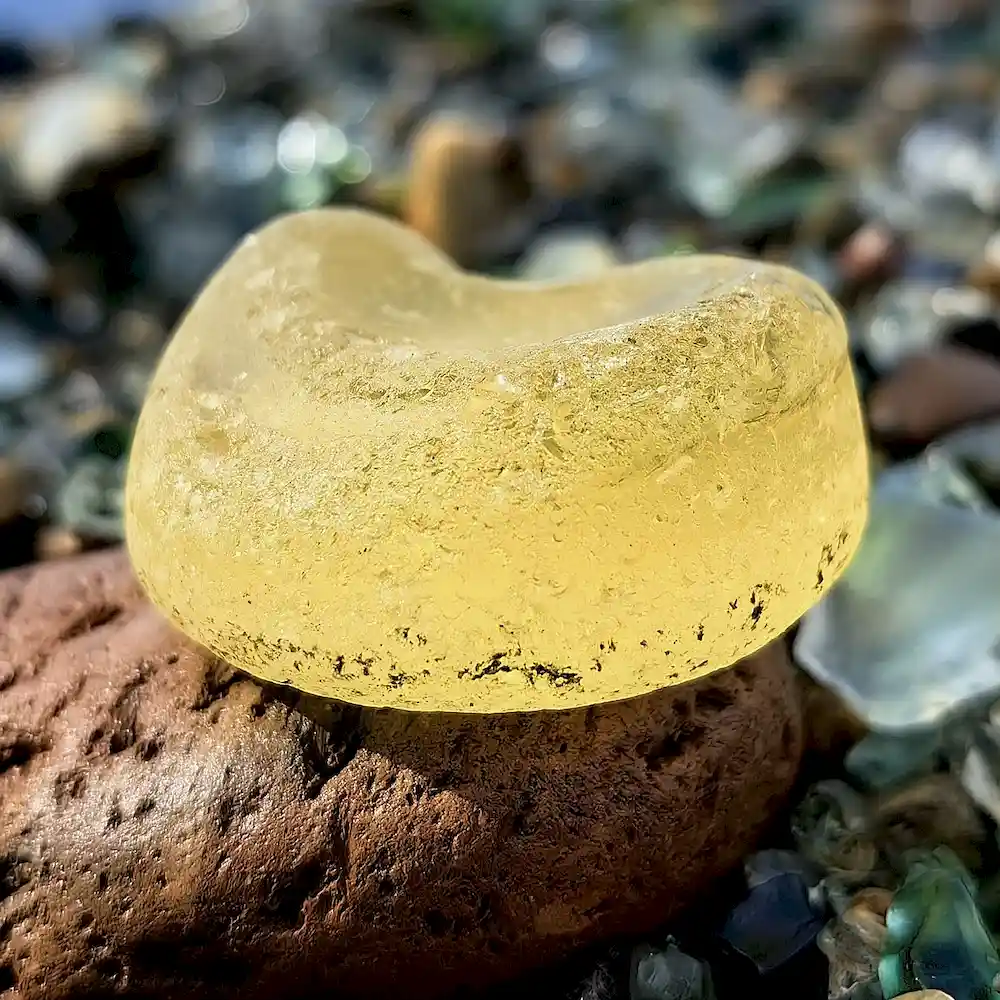 yellow sea glass bottom
