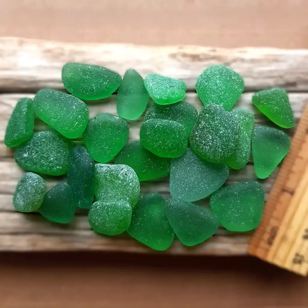 Frosty Green Sea Glass for Jewelry - Japan Sea glass