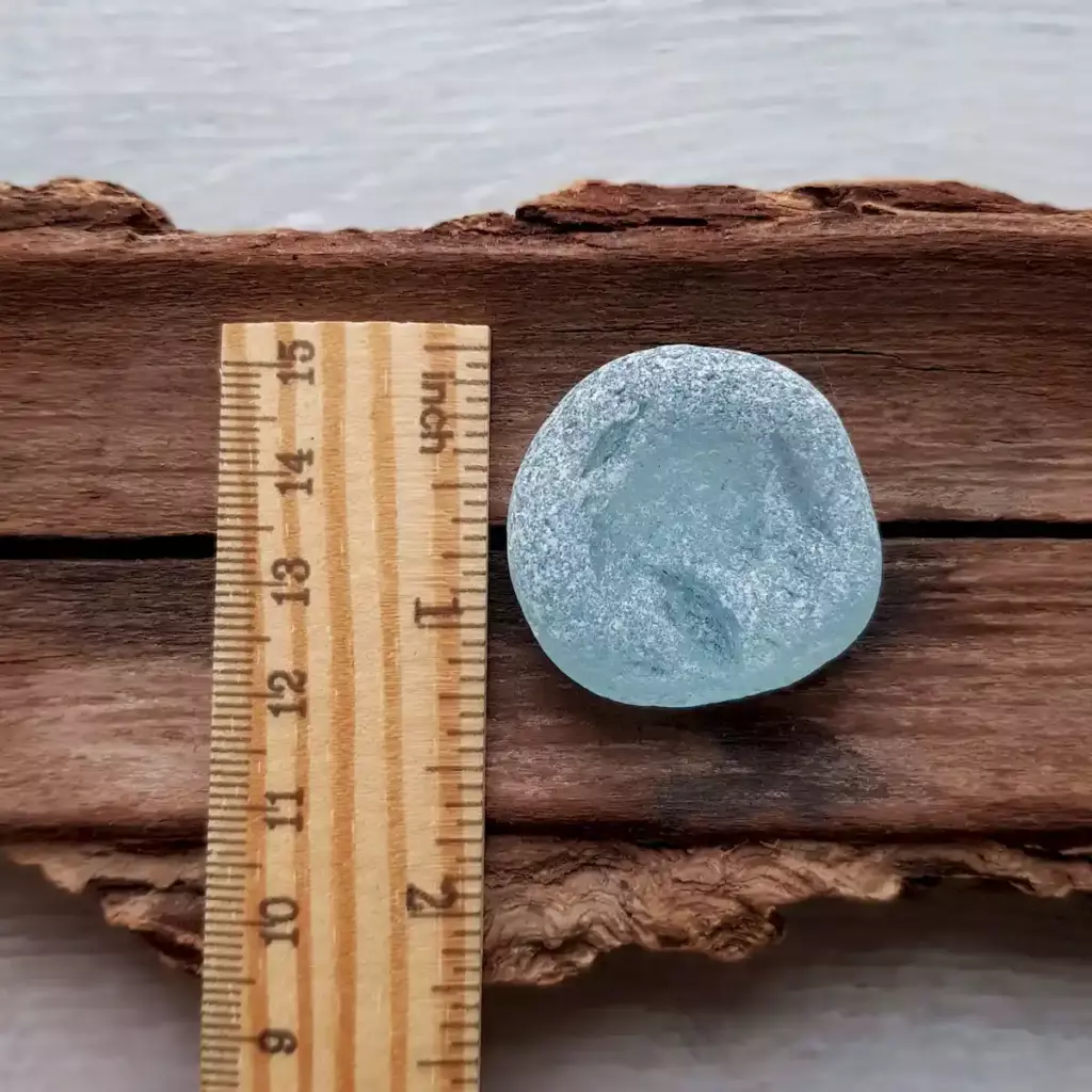 Rare UV sea glass bottom