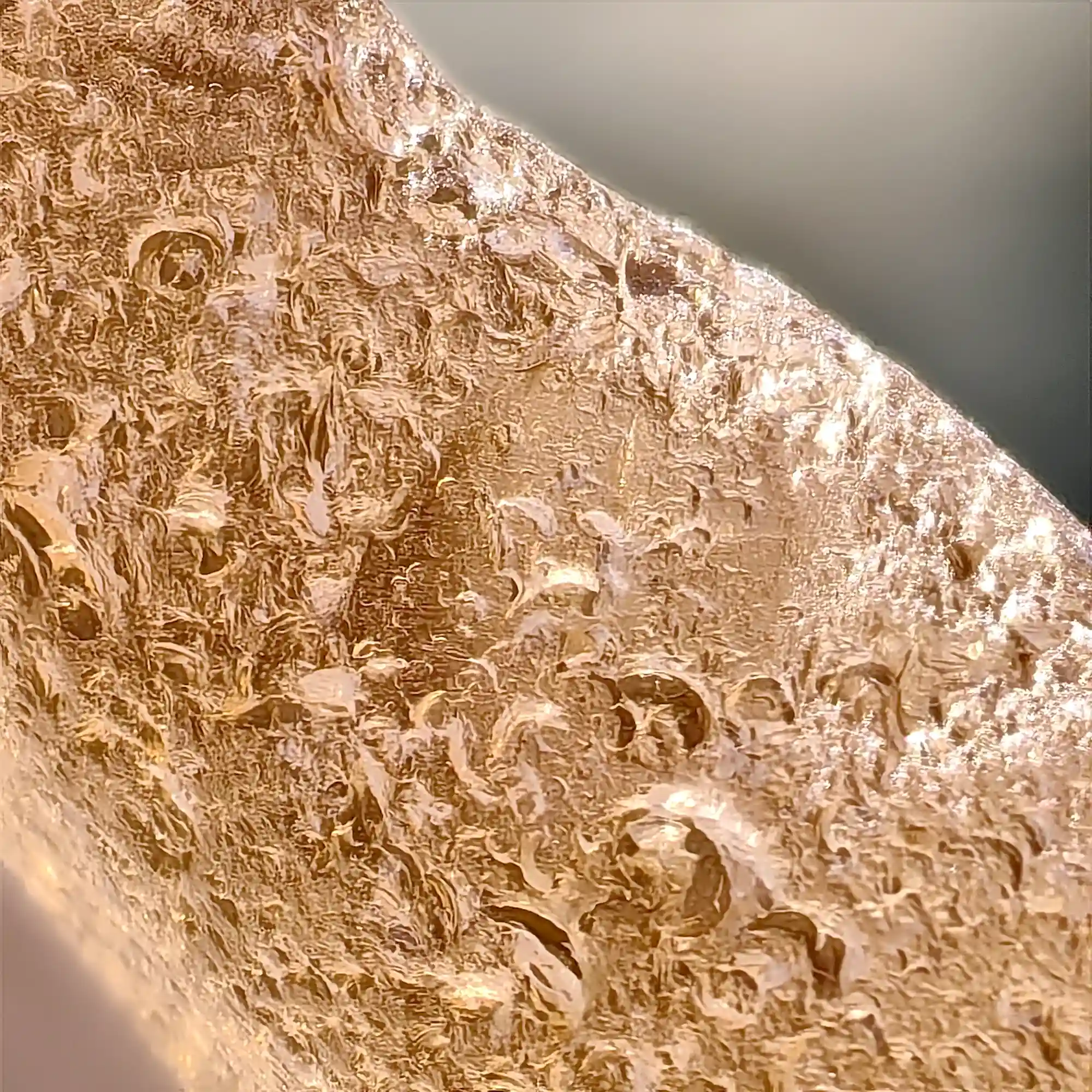 macro view of Selenium Peach sea Glass